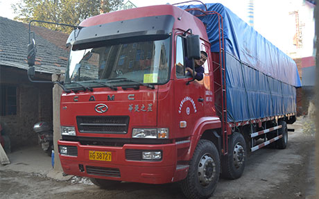 新購(gòu)貨車(chē)